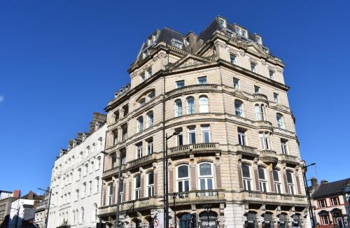 The Royal Hotel Cardiff - image 3