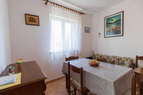 Apartments Marija - with parking - image 7