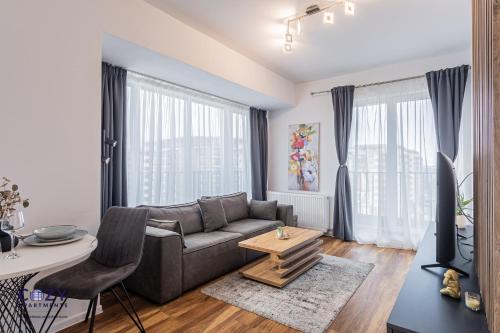 One-Bedroom Apartment image 9