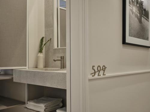 METHOD HOTEL - image 8