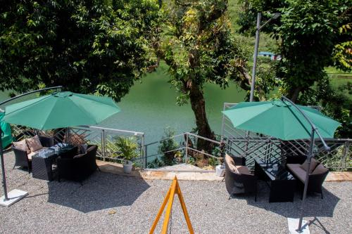 Étterem, Begnas Aqua Park Resort & Restaurant in Lakhnath