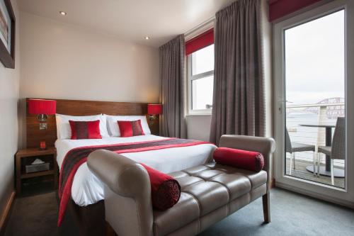 Orocco Pier in Queensferry