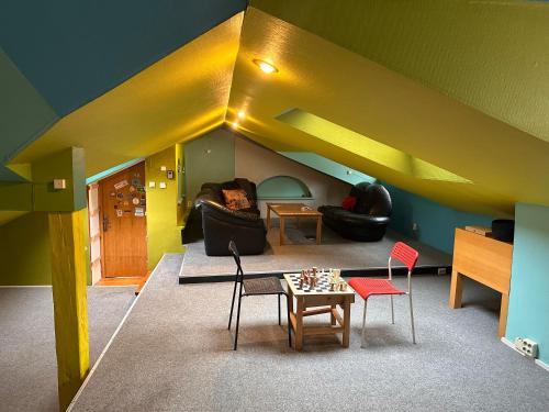 共用Lounge/電視區, 25 Hours Hostel in 維爾紐斯