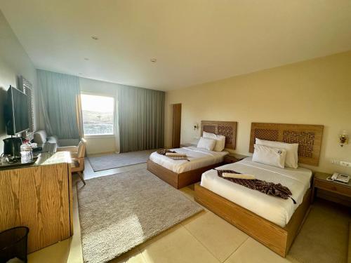 DouDou Pyramids View Hotel