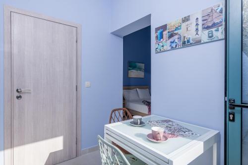 M City Apartments 100m from the beach Room Type - Double Room with Garden View