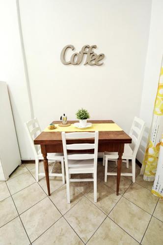 Castellani Apartment - image 12