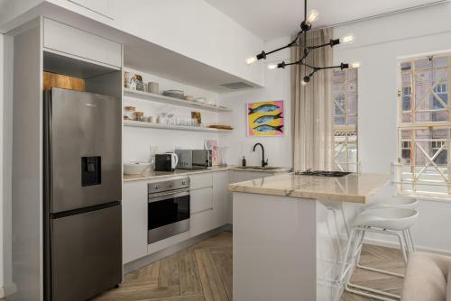 Market House 707 - image 3