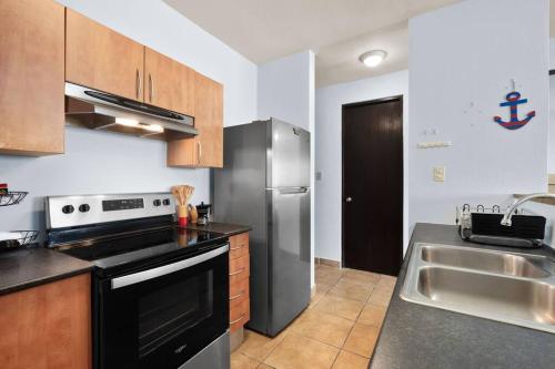 Splash & Sand Suites Tower 705