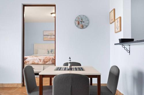 Splash & Sand Suites Tower 705