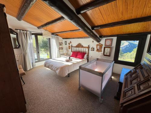 Masia Cap del Roc in Saldes