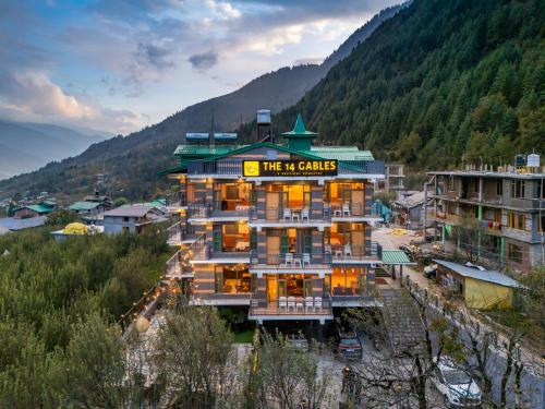 The 14 Gables, Shanag, Manali - Balcony Rooms - Mountain Views - Pet Friendly - Crown Palace 1