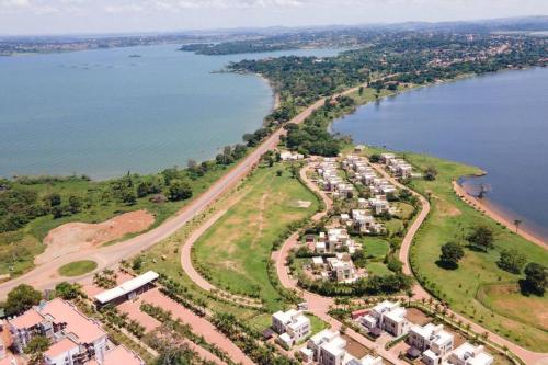 Cozy home at pearl marina garuga entebbe in Lyamutundwe