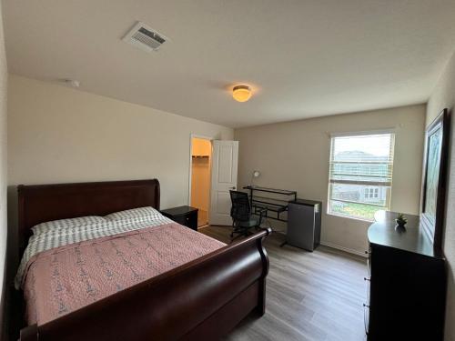 Room With Bath 20 Mins To Tesla in Austin, USA