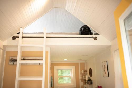 Tiny House Strouds Run Lake Tiny House Strouds Run Lake