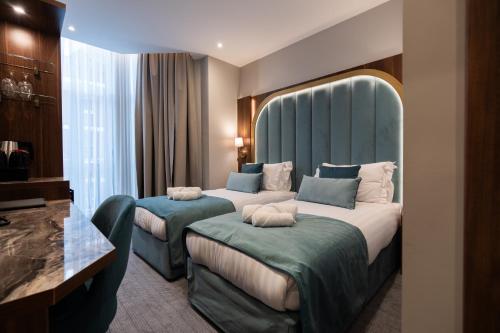 room detail thumbnail 0