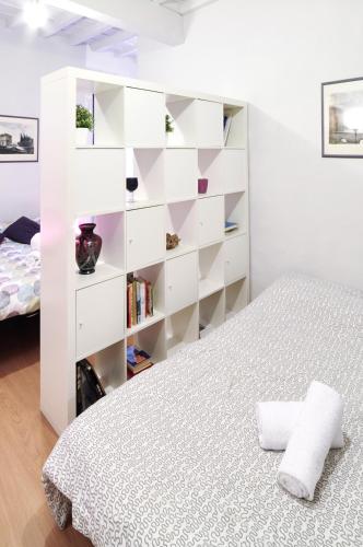 Uffizi Apartment - image 11