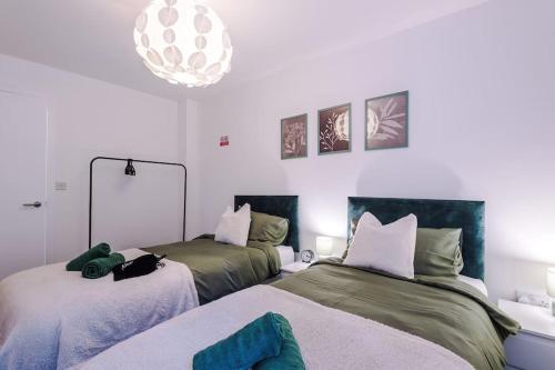 Spacious Deansgate Apartment, Free Park, Sleeps 8, Manchester (zdjęcie 5)