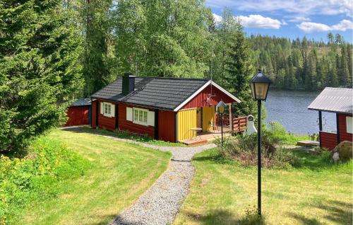 Beautiful Home In Stöde With Sauna - Timrå NV