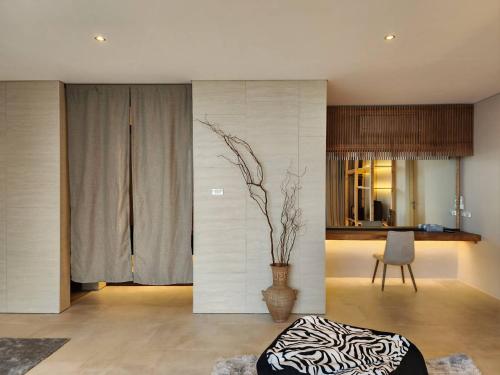 Luxury Beachfront AMANA Villa 4 Br at Ta-Ke Residence A in อ่าวปอ/โบ๊ท ลากูน