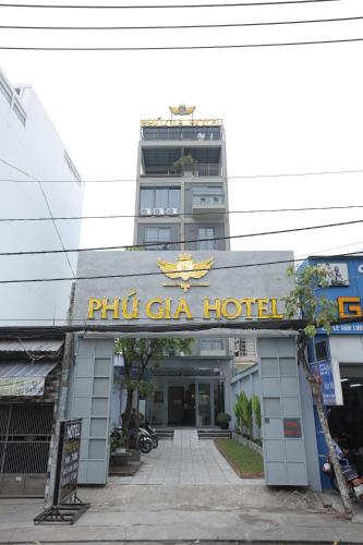 Phú Gia 228 Lê Văn Lương - 숙소 외관