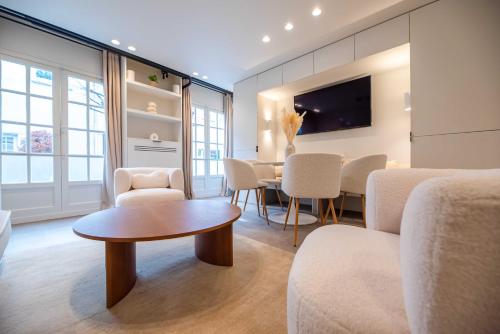 Elegant apartment - 2BR-6P - Notre Dame Cathedral