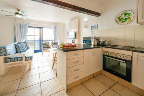 cuina, Club Mykonos Langebaan by First Private Stays in Mykonos