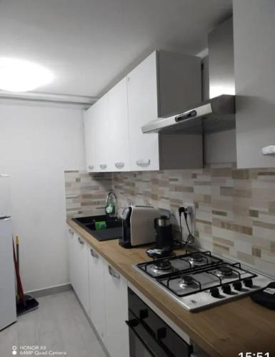 Modern Apartment in Civitavecchia with Terrace, 75 m²