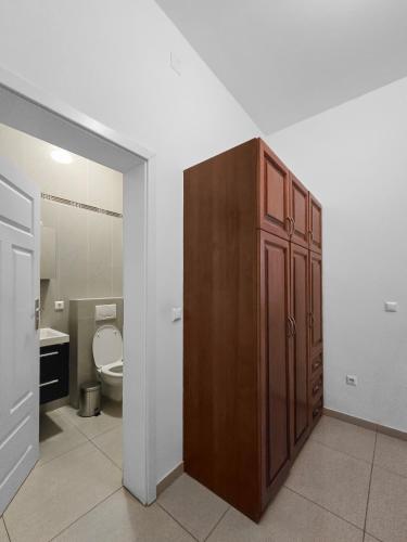 Charming One-Bedroom Apartment Near Millennium, Vienna (photo 4)