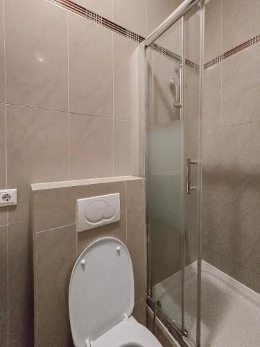 Charming One-Bedroom Apartment Near Millennium, Vienna (photo 8)