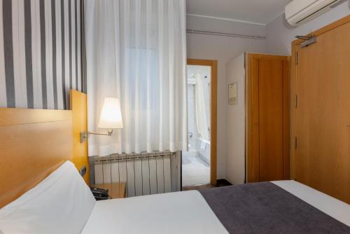 Hotel Lyon, Barcelona (fotografie 8)