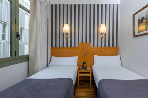 Hotel Lyon - image 2