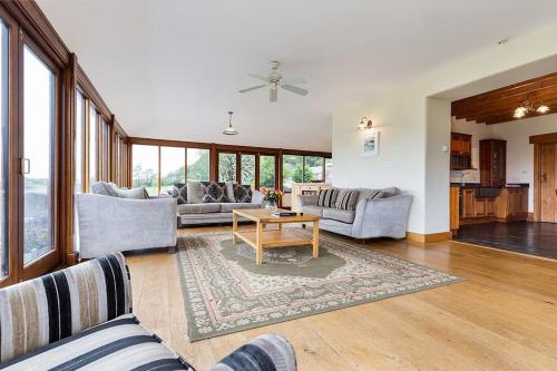 Hendra Barn at Hendra Barns Hendra Barn at Hendra Barns