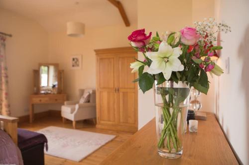 Hendra Barn at Hendra Barns Hendra Barn at Hendra Barns