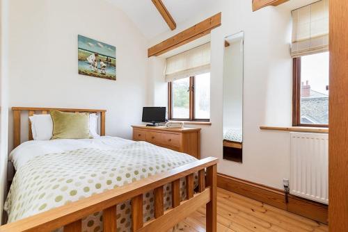 Hendra Barn at Hendra Barns Hendra Barn at Hendra Barns