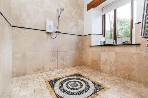 Hendra Barn at Hendra Barns Hendra Barn at Hendra Barns