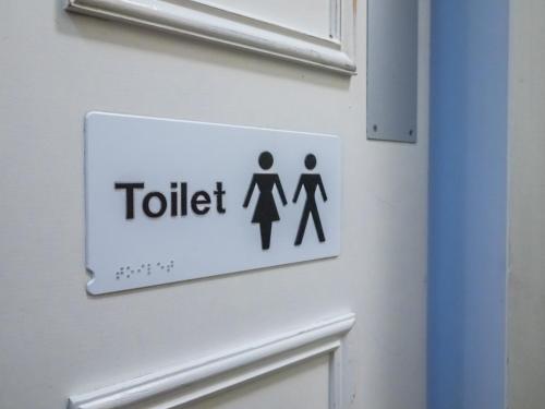 LSE Passfield Hall - image 6