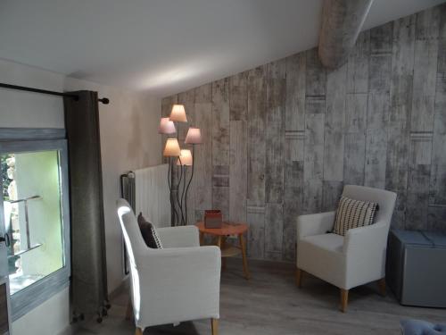 Létesítmények, Mas Val-Chênaie in Gordes