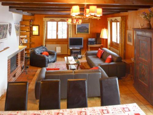 Apartment Chalet Clairval by Interhome in 沙爾梅