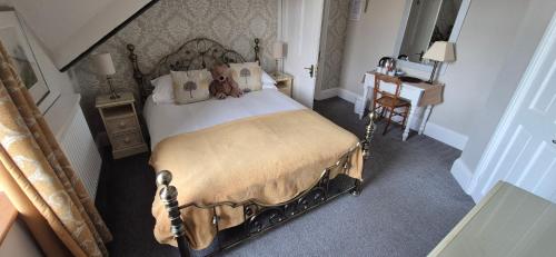 Denehurst Guest House - image 5