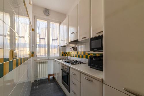 Bright and roomy apartment in Flaminio district, Řím (fotografie 10)