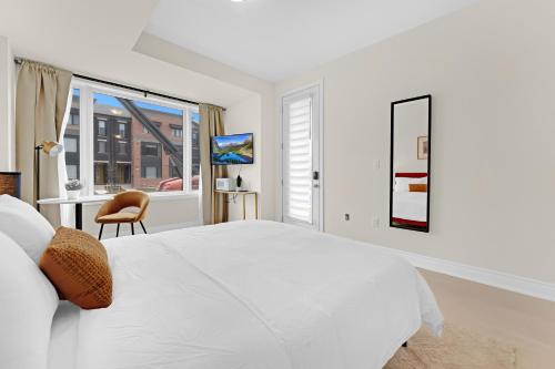 Bright & Stylish Modern Townhome in Oakville!, Oakville (foto 5)