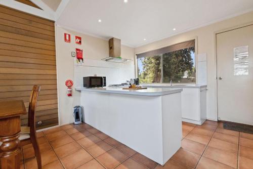 Dargo - Waterfront Retreat in Forge Creek