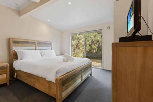 Dargo - Waterfront Retreat in Forge Creek