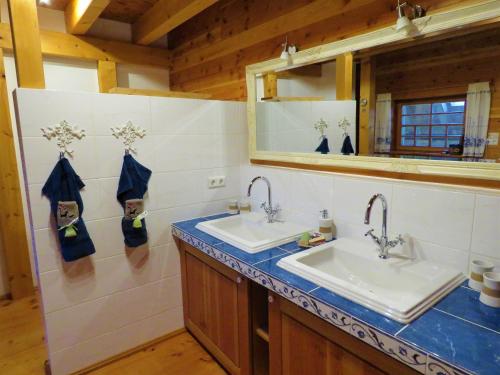 Fürdőszoba, Hernis-Höfle (Hernis-Hofle) in Elzach