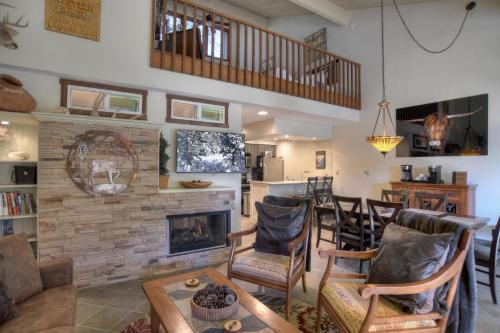 Tamarron Pinecone - 810 in Durango, USA