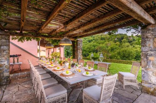 Villa with Private Pool image 10