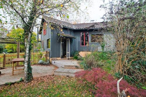 Le petit chalet gîte à louer Notre-Dame-de-Sanilhac