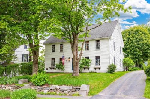 The 1782 Darling House on the Litchfield Green, Litchfield