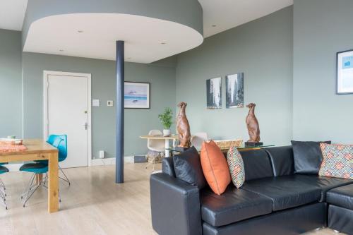 GuestReady - Enchanting views from Millenium Tower, Dublin (fotografie 9)