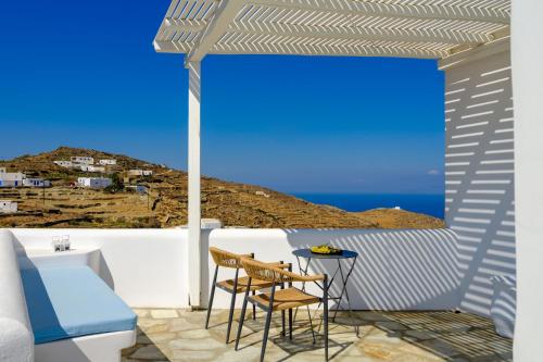 Seascape Suites Folegandros 2